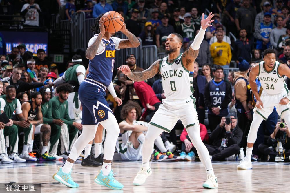 在胫骨骨裂 在胫骨骨裂